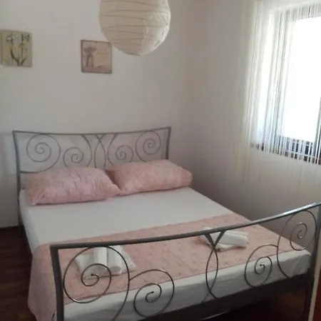 Holiday Home-Sunny Side